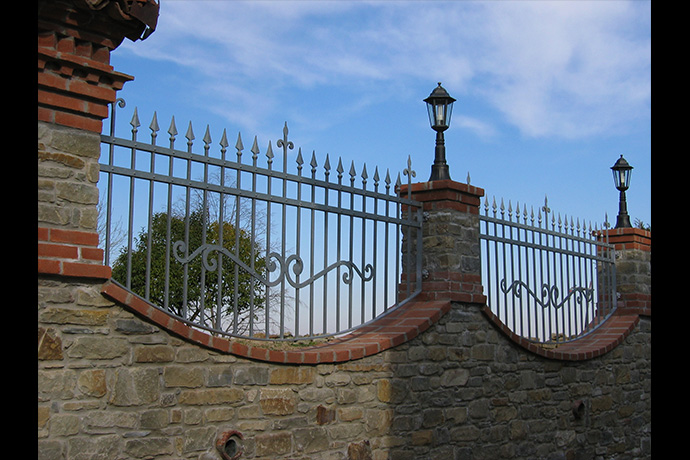 Poggio Costruzioni in ferro - Cancelli